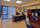 170m² office for sale in A Coruña, Rúa Riego de Agua photo