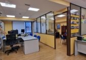170m² office for sale in A Coruña, Rúa Riego de Agua photo