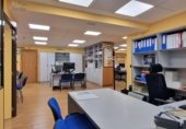 328m² office for sale in A Coruña, Praza María Pita photo