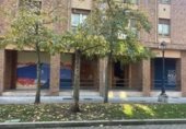 Local comercial en venta con 50m² en Oviedo, en la zona de Buenavista, Calle José Ramón Tolivar Faes foto
