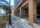 Local comercial en venta con 50m² en Oviedo, en la zona de Buenavista, Calle José Ramón Tolivar Faes foto