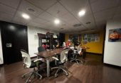 95m² offices for sale in Elda, gran avenida photo
