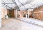 Local comercial en venta con 198m² en Granada, Ronda Sur foto