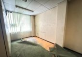 78m² bureaux pour vente à Ponferrada, Avenida de Portugal photo