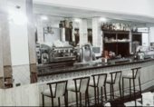 181m² bar for sale in Córdoba, Calle Julio César photo