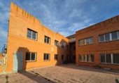 953m² building residential for sale in Alcarràs, Avinguda Devesa photo