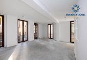 Edificio en venta con 260m² en Granada, en la zona de Barrio de la Virgen, Calle Mirasol foto