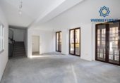 Edificio en venta con 260m² en Granada, en la zona de Barrio de la Virgen, Calle Mirasol foto