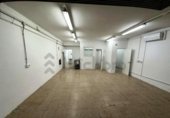 Local comercial en venta con 104m² en Barcelona, en la zona de el Guinardó, carrer de vinyals, 08041 foto