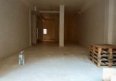 Local comercial
en venda
amb 80m² a Crevillent, Calle Lluís Vives foto
