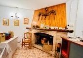 559m² building for sale in Figueras, Carrer Terreres photo