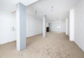 110m² commercial premises for sale in Granada, in the area of San Lázaro, Plaza de San Lázaro photo