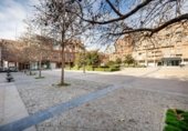 Local comercial en venta con 121m² en Granada, en la zona de Pajaritos, Calle del Doctor Severo Ochoa foto