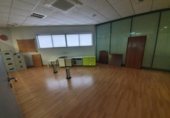 Nave en venta con 1800m² en Sevilla, en la zona de Aeropuerto Viejo, Calle Puntilla foto
