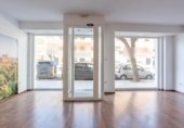 45m² commercial premises with tenants for sale in Granada, Camino de Ronda photo