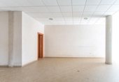 211m² restaurant for sale in Malgrat de Mar, Carrer del Caporal Fradera photo