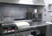 Cafetería en venta con 135m² en Santiago de Compostela, en la zona de A Pontepedriña, Rúa de Amor Ruibal foto