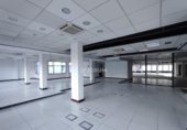 Oficina en venta con 746m² en Bilbao, en la zona de Abando, Jardines de Albia foto