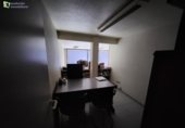 96m² bureaux pour vente à Burgos, dans le quartier de Vadillos, Avenida de los Reyes Católicos photo
