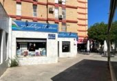 160m² commercial premises for sale in Seville, in the area of The Silver, Avenida Los Gavilanes photo