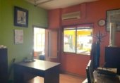 160m² commercial premises for sale in Seville, in the area of The Silver, Avenida Los Gavilanes photo