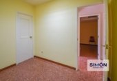 76m² commercial premises for sale in Manresa, in the area of Passeig i Rodalia, Carrer de Carrió photo