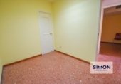 76m² commercial premises for sale in Manresa, in the area of Passeig i Rodalia, Carrer de Carrió photo