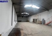576m² entrepôt industriel pour vente à León, Calle Elcano photo