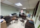 Local comercial en venta con 180m² en Barcelona foto