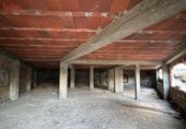 Local comercial en venta con 243m² en Betanzos, Avenida Jesús García Naveira foto
