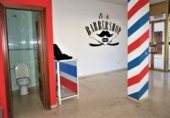 Local comercial en venta con 40m² en Brenes, Calle Virgen del Carmen foto