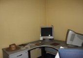250m² commercial premises for sale in Ponferrada, Avenida El Castillo photo