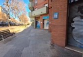 Local comercial en venta con 41m² en Sabadell, Carrer de Sol i Padrís foto