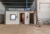 240m² entrepôt industriel pour vente à Jun, Calle Granados photo