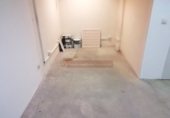 Local comercial en alquiler con 110m² en Logroño foto