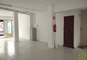 105m² locaux commerciaux pour location à Culleredo photo