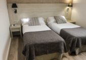 534m² hôtel pour vente à Manresa, dans le quartier de Nouveau Village, Carrer Sant Josep photo