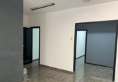 75m² hair salon for sale in Seville, in the area of The Remedies, Calle Virgen de la Cinta photo