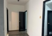 75m² hair salon for sale in Seville, in the area of The Remedies, Calle Virgen de la Cinta photo