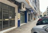 75m² hair salon for sale in Seville, in the area of The Remedies, Calle Virgen de la Cinta photo
