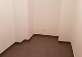 90m² commercial premises for sale in Elda, gran avenida photo