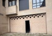 81m² commercial premises for sale in León, in the area of Chantría, Calle París photo