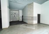 360m² commercial premises for sale in Logroño photo