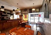 85m² commercial premises for sale in Madrid, in the area of Imperial, Calle de Juan Duque photo