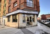 Local comercial en venta con 115m² en Oviedo, en la zona de Fozaneldi, Calle Lope de Vega foto