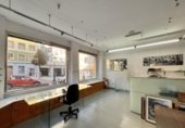Local comercial en venta con 115m² en Oviedo, en la zona de Fozaneldi, Calle Lope de Vega foto