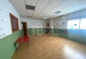 211m² commercial premises for sale in Huelva photo