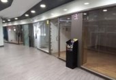 Local comercial en venta con 35m² en Manresa, en la zona de Passeig i Rodalia, Passeig de Pere III foto