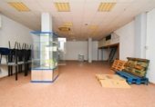 129m² commercial premises for sale in El Ejido, Calle Constantino photo