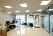 125m² bureaux pour vente à Vilanova i la Geltrú, Carrer de la Masia Cabanyes photo